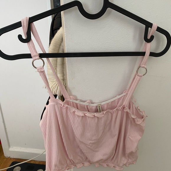 Pink tops - Picture 2 of 2